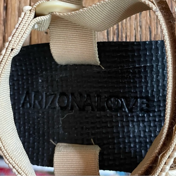 NEW NEVER WORN ARIZONA LOVE RAFFIA SANDALS - Picture 6 of 6